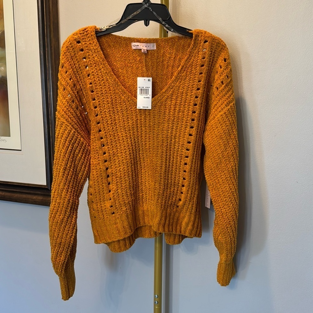 Crave fame gold tone soft sweater NWT XL